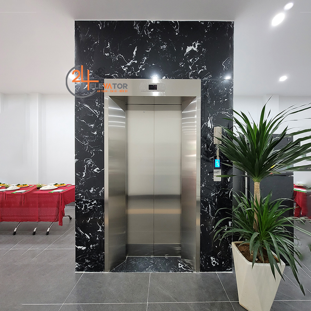giá thang máy 350kg