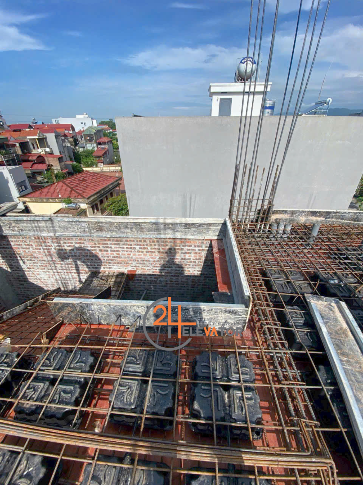 lắp đặt thang máy gia đình