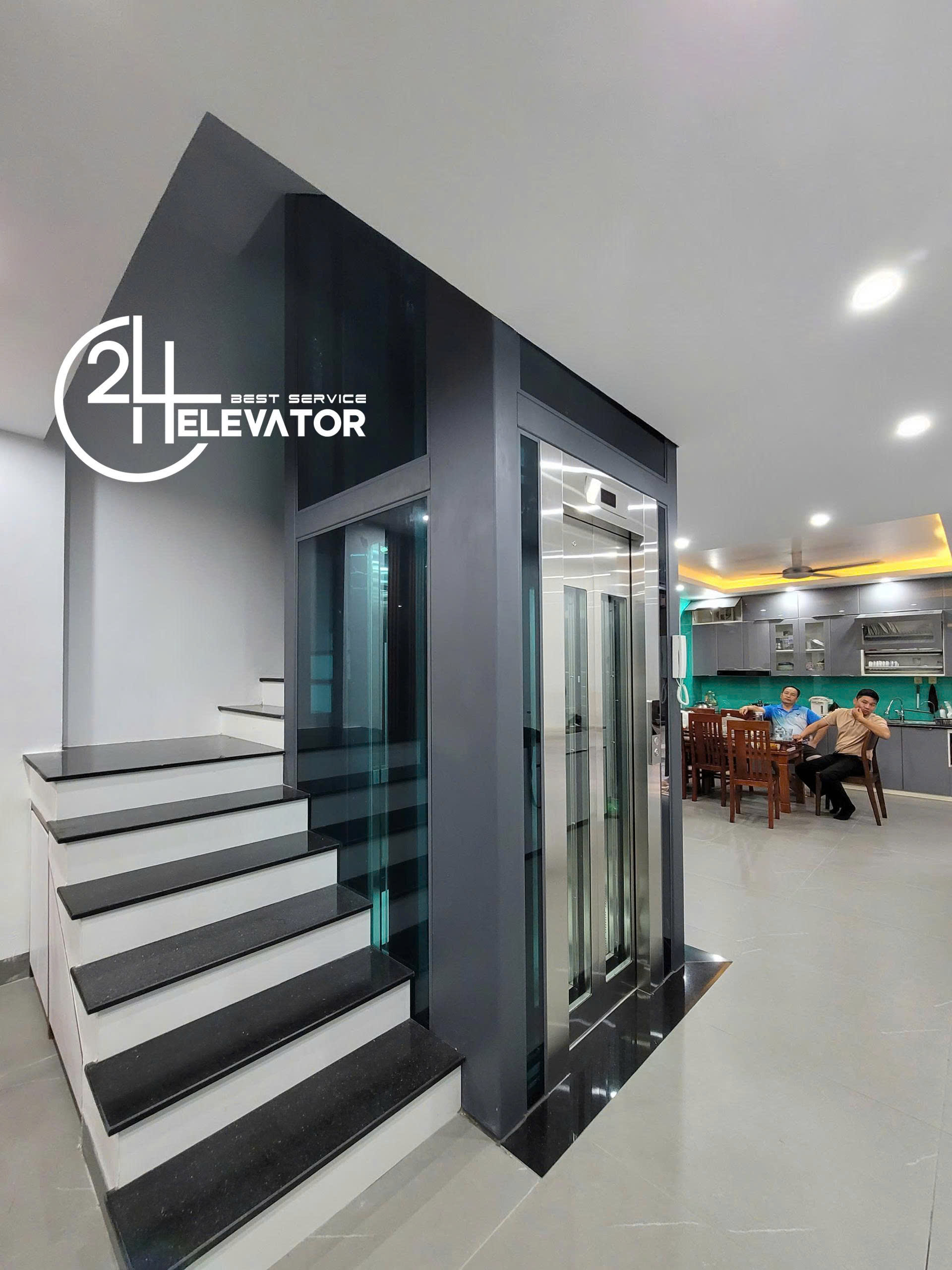 thang máy quan sát